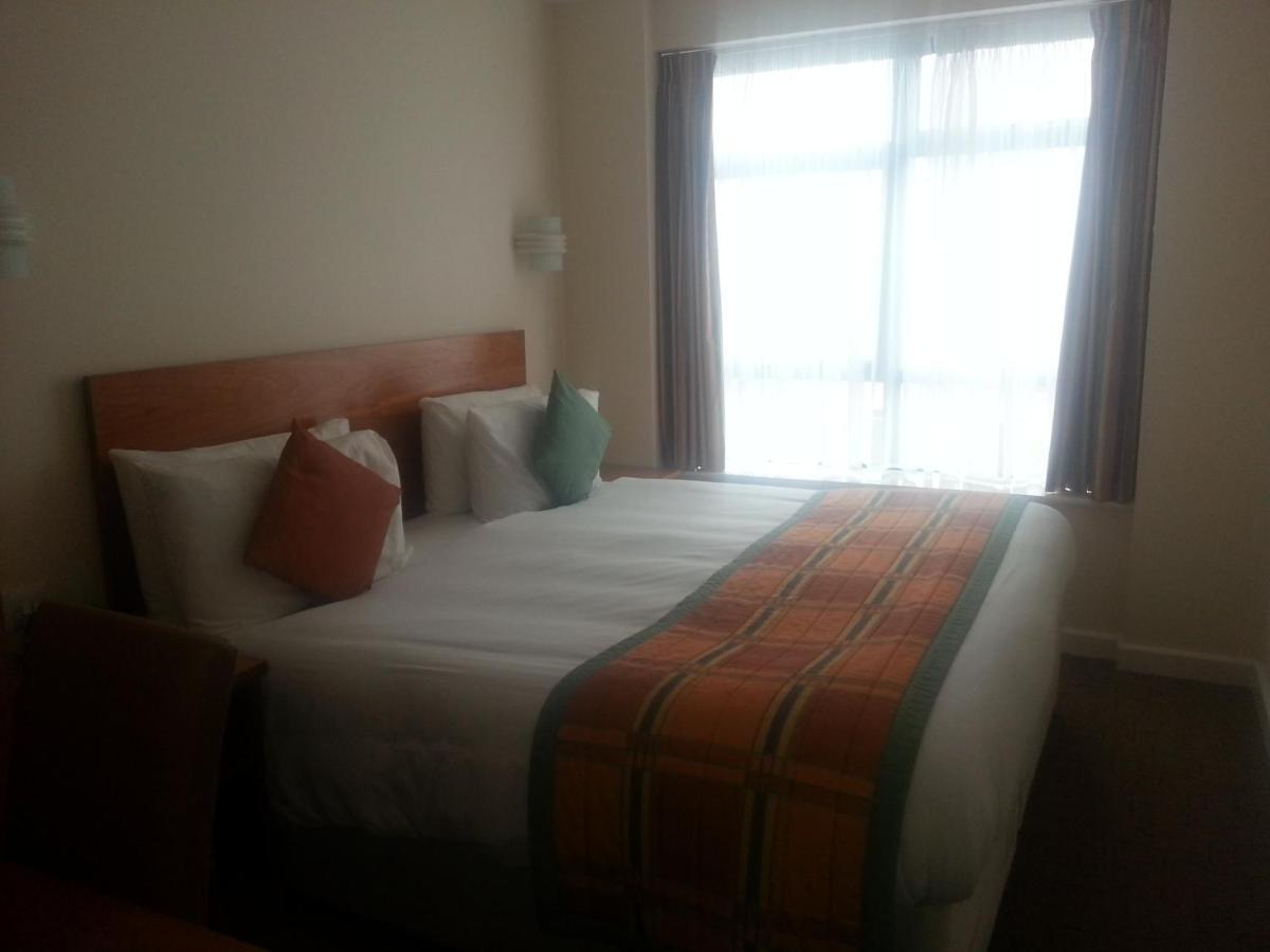 Sefton Express Hotel Ballasalla Номер фото